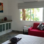 bed-breakfast-koh-chang-land-sale-family-house-interior
