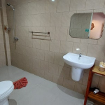 boutique-resort-sale-koh-chang-west-coast-bathroom-1
