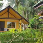 bungalow-resort-pool-sale-koh-chang-property-3