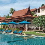 condos-sale-koh-chang-south-coast-pool