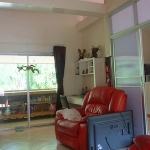 guesthouse-sale-koh-chang-west-coast-appartment-sitting-room