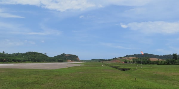 how to get to koh kood by flying to Trat Airport