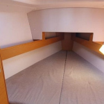 Sun-odyssey-33i-interior-Berth-1