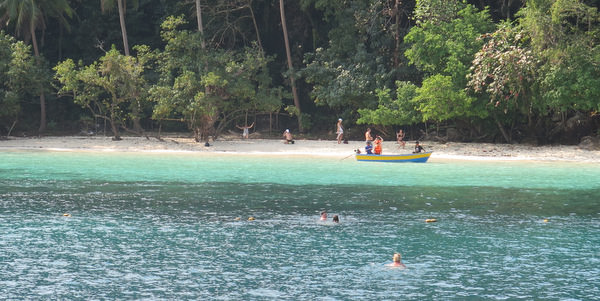 koh-chang-boat-trip-snorkeling-kontiki-koh-wai