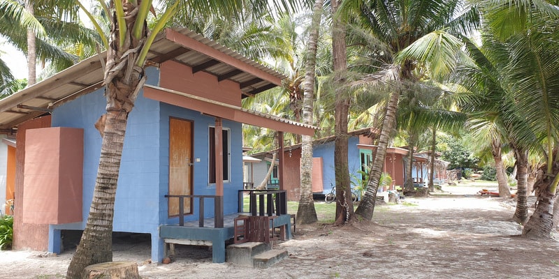 bungalows beach tiger huts koh chang