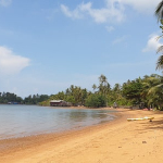 dan-khao-beach-looking-south-east-coast-koh-chang-beaches-1