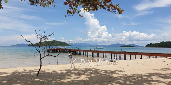 ao suan yai beach pier