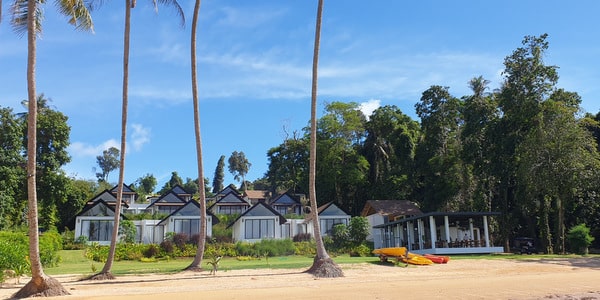 deluxe villas north coast resorts little mooon villa koh mak