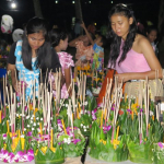 loy-krathong-in-koh-kood-thailand-culture-2