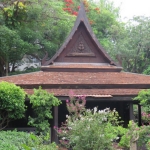 m-kukrit-house-bangkok-garden