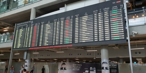 flight boards suvarnabhumi airport