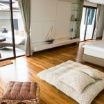 top-villa-sale-koh-chang-master-bedroom