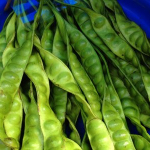 thai-vegetables-petai-beah-trat-market-thailand