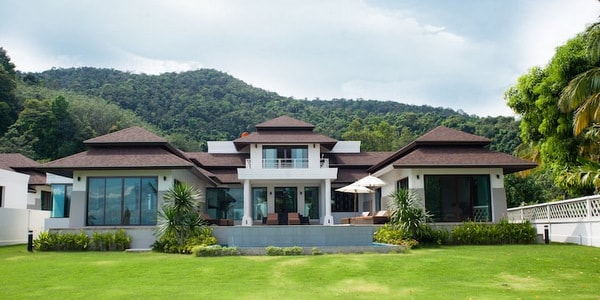 rear view luxury villas koh chang