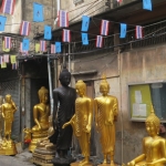 wat-suthat-bangkok-streets