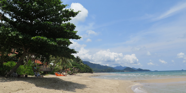 white-sand-beach-koh-chang-north-view