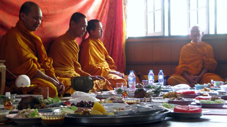 thai monks food tambun ceremony