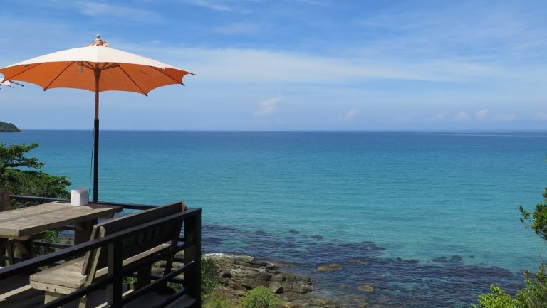 KohChangページ Koh Chang Island Travel Guide - UPDATED August 2025