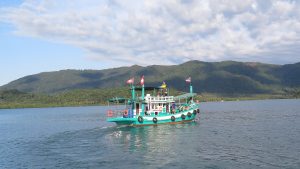 snorkeling boat koh chang