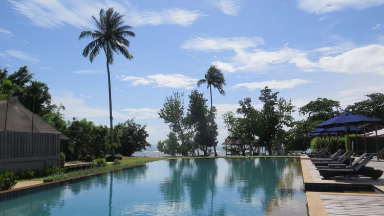 pool gajapuri resort