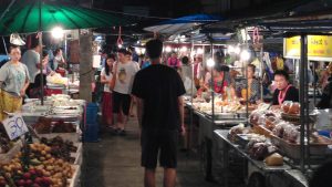 trat night market
